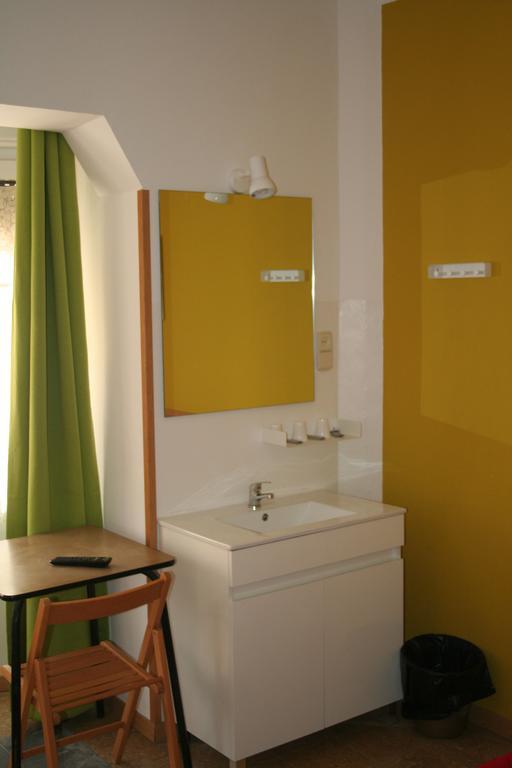 Hostal Juventus Portbou Kültér fotó